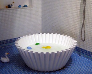 Sweet cake bathroom mood